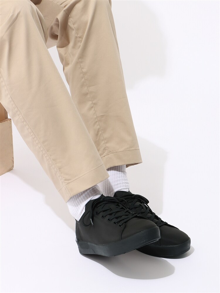 DESCENTE／防水／消臭／Wayser LO スニーカー（DM1VJC20-BL） | THE